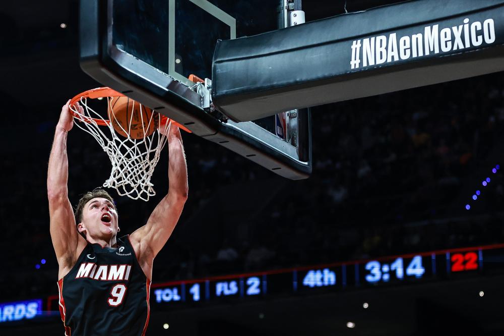 用实际行动 用实际行动