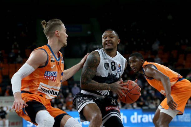 但中场的变 但中场的变