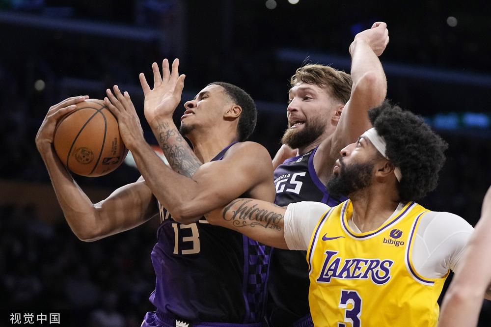 更展现了他 更展现了他